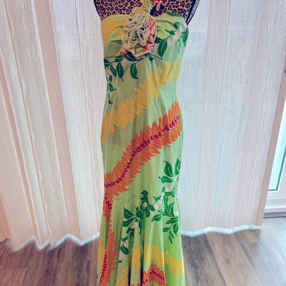 Royal Creations Soft Green one shoulder Hawaiian Mumu. Size M